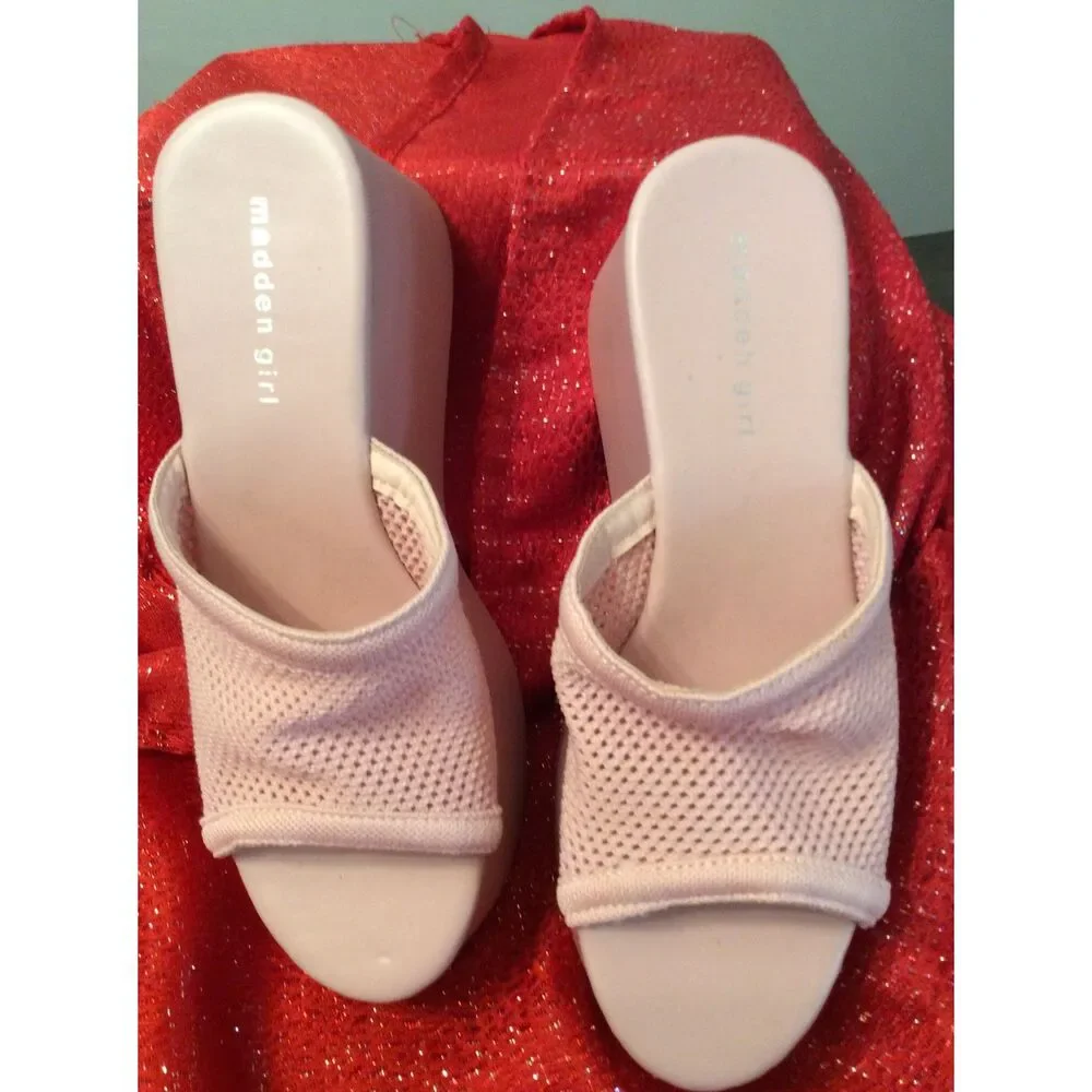 Madden Girl Pink Platform Slip On Shoes Size 9M CADE